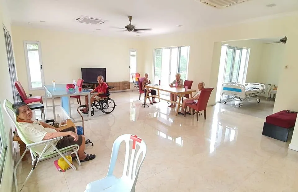 Common lounge and dining area at Elderly Gardens Care Centre
