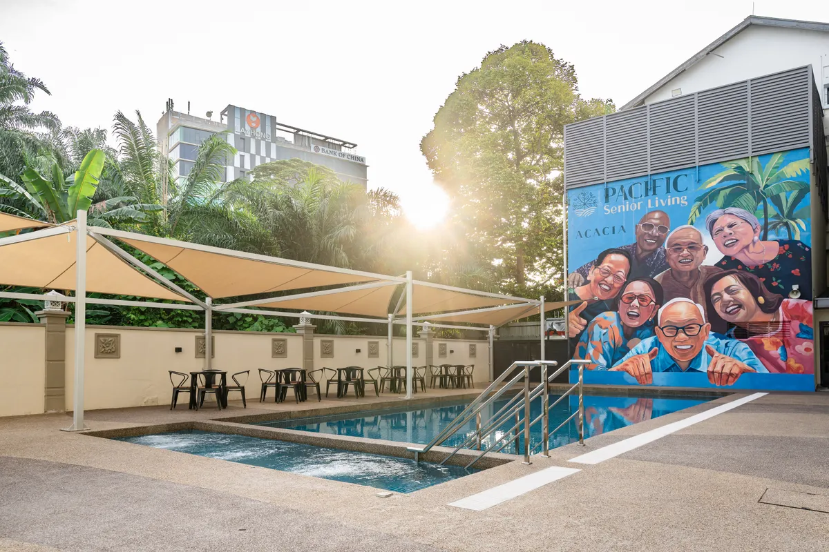 Pacific Senior Living Klang - swimming pool with jacuzzi