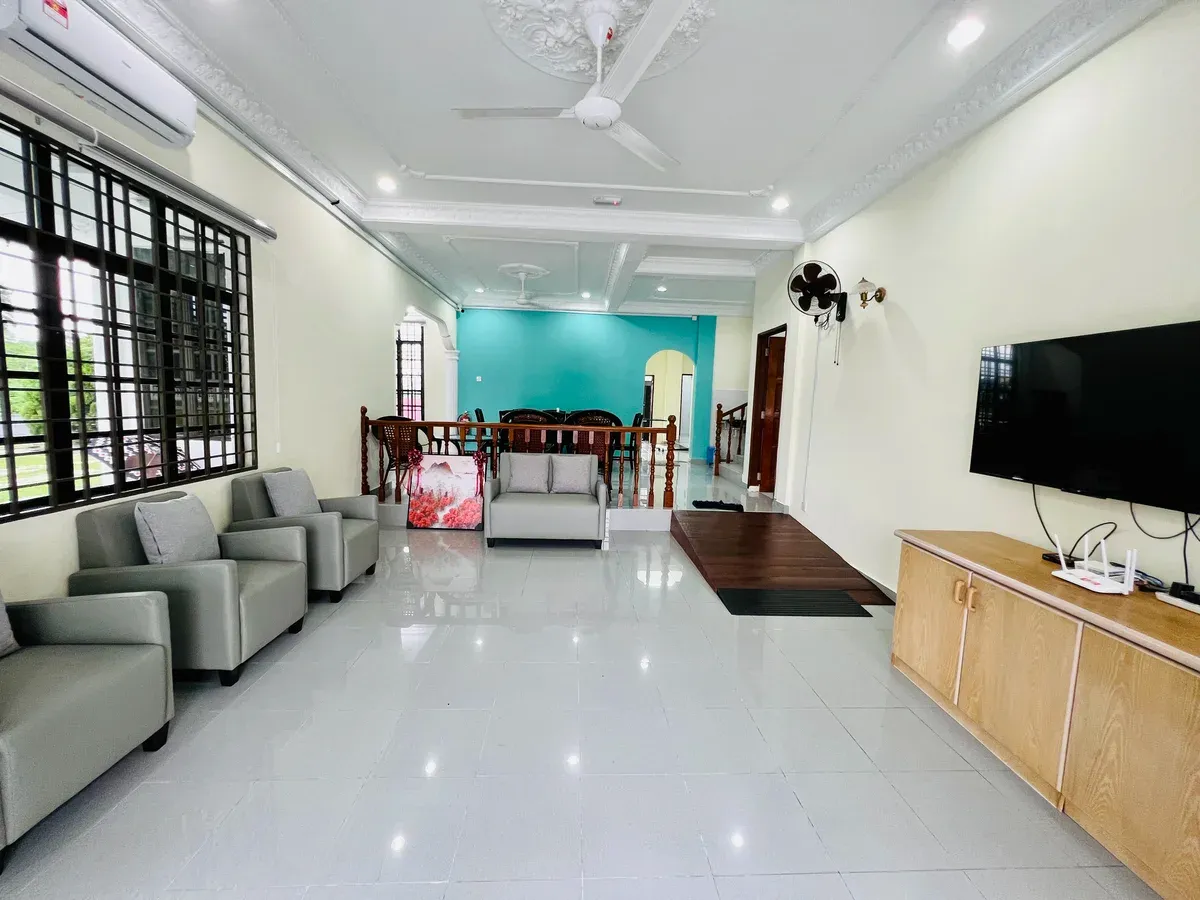 Woon Ho Family Care Centre Kempas Baru living room