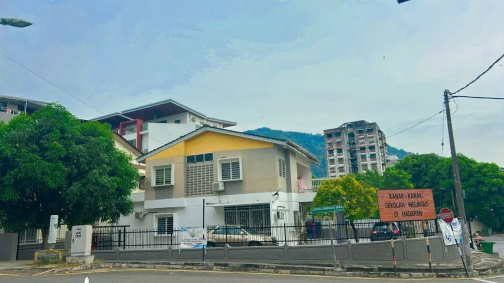 Side view of Sapphire Care Centre Penang