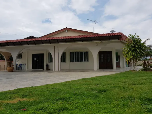 Blissful Care Centre Gunung Rapat exterior