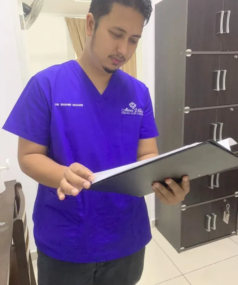 Alexa Villa Senior Care Centre resident care