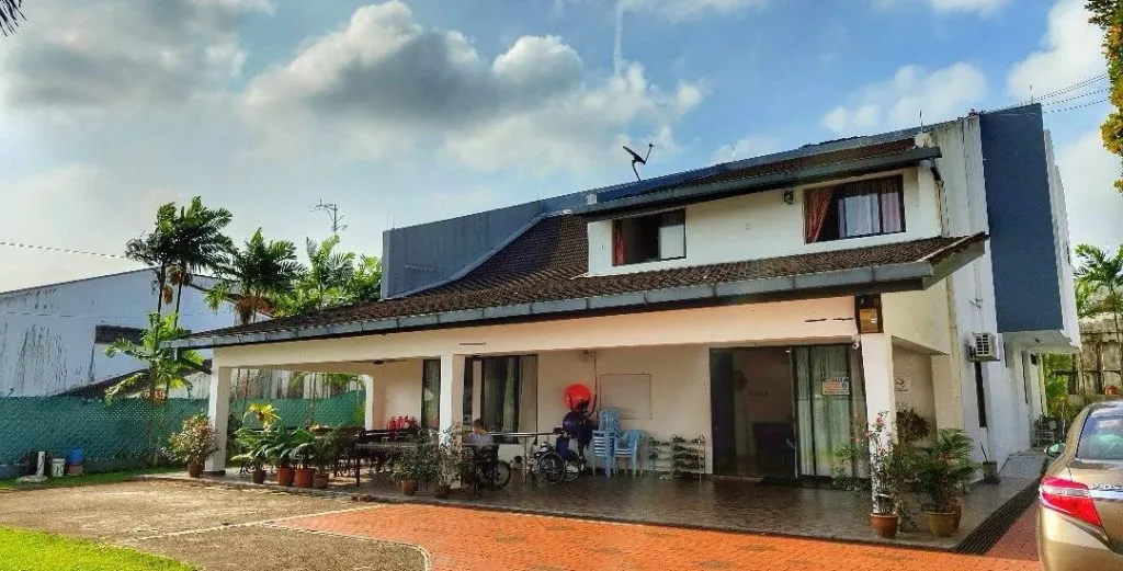 Exterior of Anzaletta Nursing Home, Taman Kolam Air