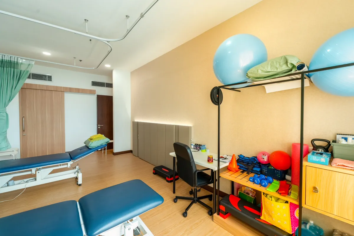 Resident lounge at ReU Living St Giles Gardens