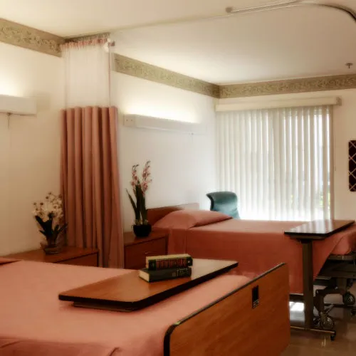 Synergy Care Centre USJ room and facilities
